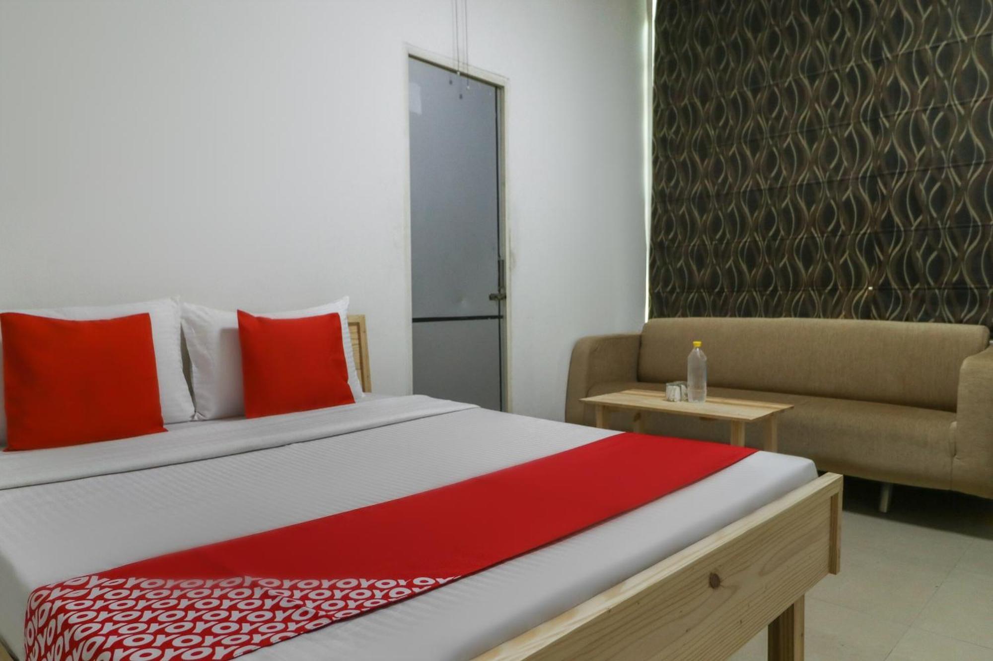 Darbi Hotel O Mg Mehak Garden מראה חיצוני תמונה