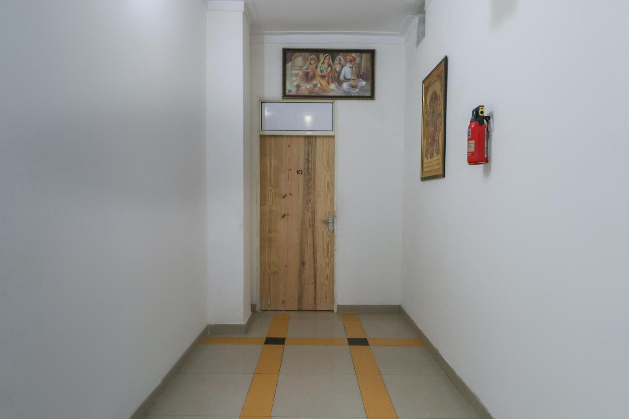 Darbi Hotel O Mg Mehak Garden מראה חיצוני תמונה