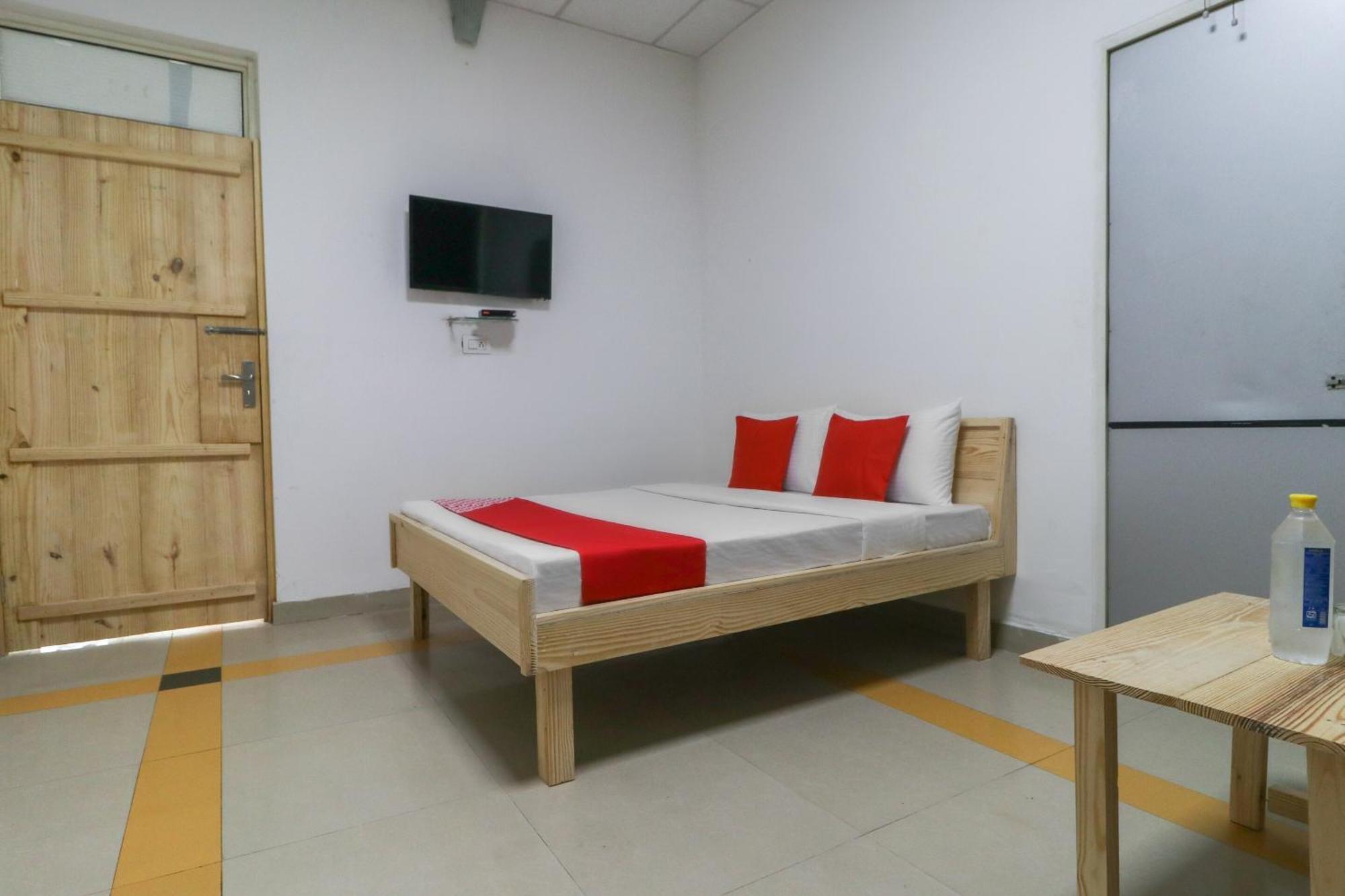 Darbi Hotel O Mg Mehak Garden מראה חיצוני תמונה